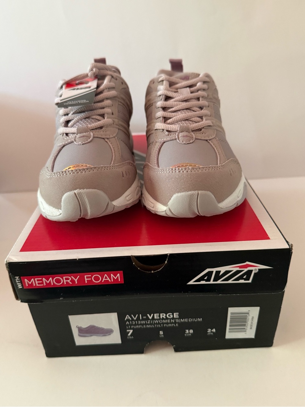 AVIA AVI- VERGE LIGHT PURPLE WOMEN’s MEMORY FOAM SNEAKERS SIZE 7 MED NEW IN BOX